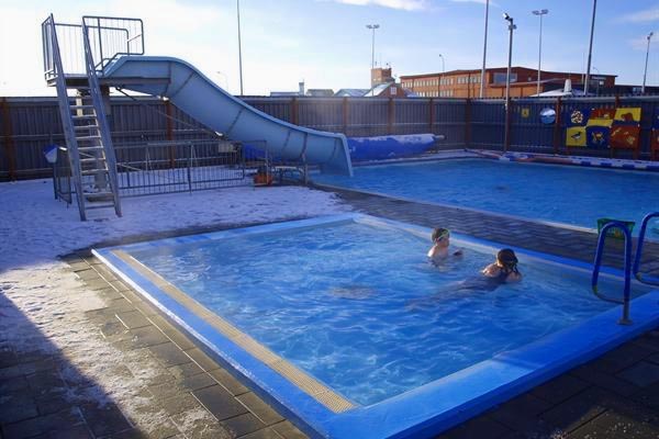 swim-pool-stokkseyri-facility