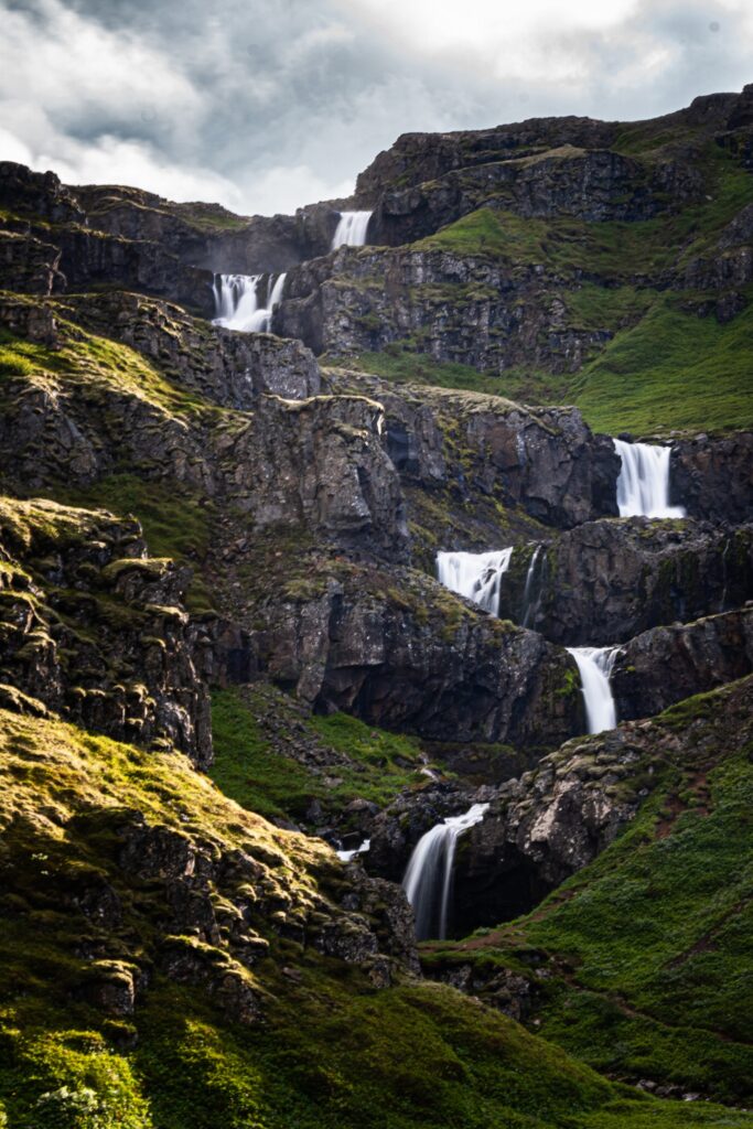 Klifbrekkufossar-waterfall-cascade