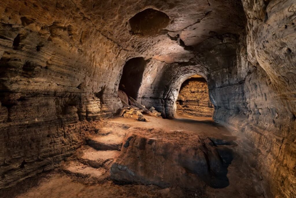 Caves of Hella
