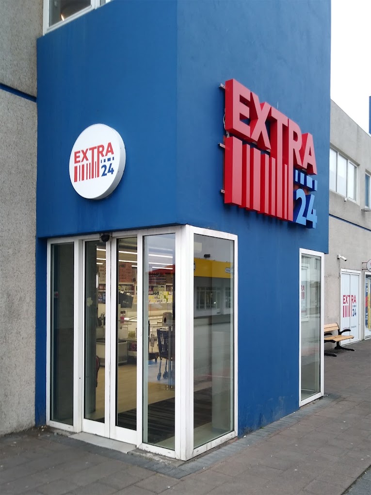 Extra 24 hours store Keflavík